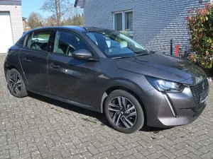 Peugeot 208 Allure*AHK*LED*