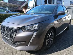 Peugeot 208 Allure*AHK*LED* Bild 3