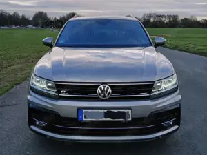 Volkswagen Tiguan Tiguan R-Line 2.0 TSI Standheizung-Lüftung und 4 Jahre Garantie!