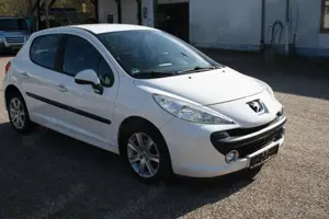 Peugeot 207 Urban Move*Klima*HU*Allwetter Bild 3
