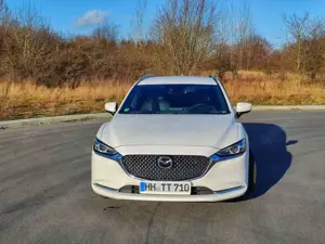 Mazda 6 6 Kombi Diesel Kombi SKYACTIV-D 184 Drive i-ELOOP Sports-Line Bild 2