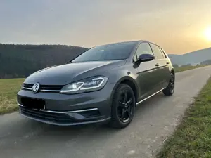 Volkswagen Golf 1.6 TDI Sound