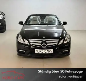 Mercedes-Benz E 200 AMG Line *1.HAND *XENON *NAVI *TEMPO *8FAC