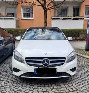 Mercedes-Benz A 180 A 180 BlueEfficiency (176.042)