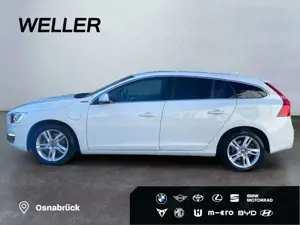 Volvo V60 D6 TwinEngine Geartro Momentum *StHz*AHK*Pano* Bild 5
