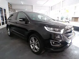 Ford Edge Titanium 4x4/Pano.Glas/Automatik/Navi/Leder