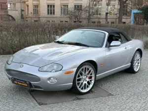 Jaguar XKR