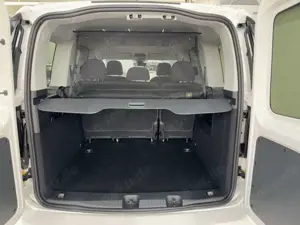 Volkswagen Caddy Life1,5 l TSI 85 kW DSG Kamera*KR*LED*Pano Bild 5