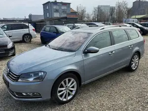 Volkswagen Passat Variant Passat 2.0 TDI Kbi Highline /Pano/Navi/Leder/PDC
