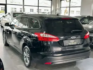 Ford Focus 1,6 TDCI Turnier,ALU,Klima,SHZ,TOP Bild 4