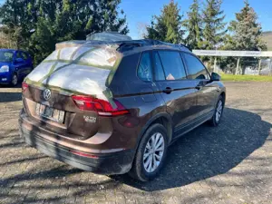Volkswagen Tiguan Trendline BMT/Start-Stopp 4Motion Bild 2