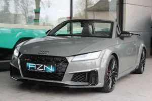 Audi TTS Roadster competition plus S-tronic quattro