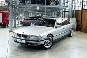 BMW 750 i XL L7 | Sonderwunsch | 60.000 km