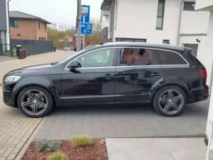 Audi Q7 Audi Q7 V12 Original Optik,3.0 TDI 240PS,21 Zoll