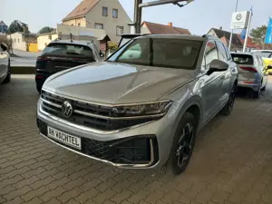 Volkswagen Touareg 3.0 TDI 210 kW 4Motion R-Line AHZV 4-Zonen-Climatr