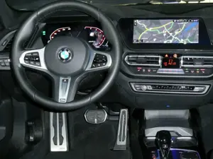 BMW 118 118i MSport Navi Prof,HUD,PanDach,NP:59.671 Bild 5