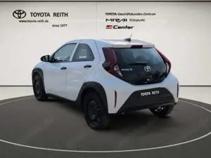 Toyota Aygo X Basis Apple CarPlay Android Auto Musikstreaming DA Bild 3