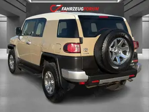 Toyota Others Cruiser 4.0 V6 VVT-i Btw Bild 3