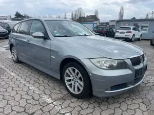 BMW 318 3 Touring 318i/Tempomat/Teilleder/PDC/SHZ