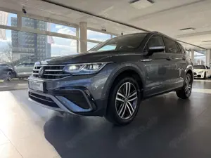 Volkswagen Tiguan Allspace Eleg 4Mo 2.0 TDI DSG 7 SI NAVI Klima Navi Bild 2