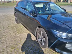 Volkswagen Passat Variant Passat Variant 2.0 TDI SCR DSG Elegance Bild 4