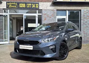 Kia Ceed SW / cee'd SW nur64Tkm 140PS Navi Kamera SHZ Alu AHK Scheckheft