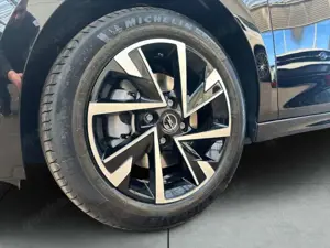 Opel Corsa GS Hybrid 81kW 6-AT Tech Winter-Paket Digitales Co Bild 4