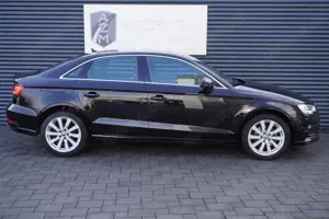 Audi A3 1.6 TDI DESIGN|AUTOMATIK|LIMOUSINE|NAVI|PDC Bild 5