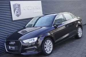 Audi A3 1.6 TDI DESIGN|AUTOMATIK|LIMOUSINE|NAVI|PDC Bild 2