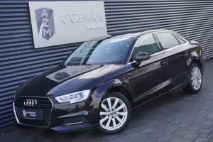 Audi A3 1.6 TDI DESIGN|AUTOMATIK|LIMOUSINE|NAVI|PDC