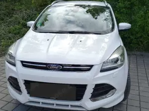 Ford Kuga Kuga 2.0 TDCi 4x4 Aut. Individual Bild 2