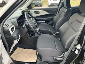 Suzuki Swift CLUB HYBRID Bild 5