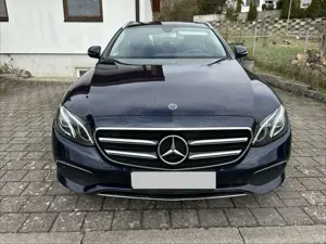 Mercedes-Benz E 220 d T 9G-TRONIC Avantgarde