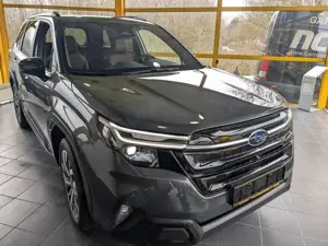 Subaru Forester 26 PREMIUM*8 J. GARANTIE! LAST CHANCE!