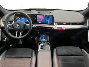 BMW X1 M35i xDrive Fahrassist+Pano+Wide+Cam+LED+Navi Bild 5
