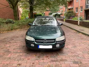 Opel Omega Omega B 2.0i 8V
