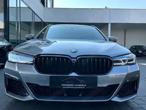 BMW 540 i xDrive Touring M Sport Pro | Panorama | AHK Bild 5