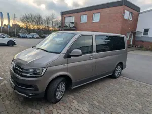 Volkswagen T6 Multivan Transporter T6 TDI BMT 4MOTION DSG Kurz 4MOTION Pa