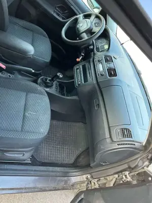 Skoda Roomster Roomster 1.6 TDI DPF Style PLUS EDITION Bild 5