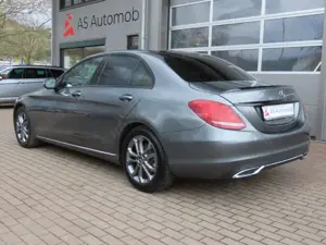 Mercedes-Benz C 220 d AMG BlueTec LED*Kamera*Navi*SHZ*AHK Bild 4