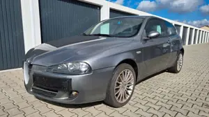 Alfa Romeo 147 2.0 TS 16V Distinctive 17"ALU