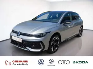Volkswagen Golf VIII R-LINE 1.5TSI DSG PANORAMA.HARMAN.NAVI