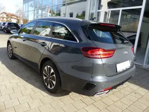 Kia Ceed SW / cee'd SW Ceed SW 1.6 Plug-in Hybrid Spirit Navi el.Heckkl Bild 2