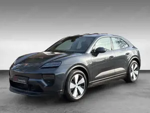 Porsche Macan 4 Bose Pano Volleder 0,25%