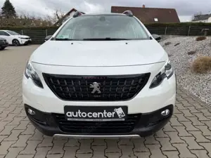 Peugeot 2008 GT Line°Automatik°AHK°Pano°Kamera°Leder° Bild 3