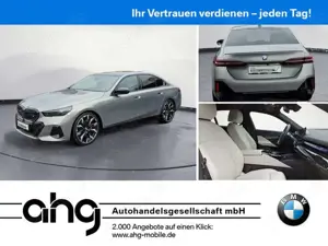BMW i5 M60 xDrive M Sport Pro Komfortsitze Pano ACC