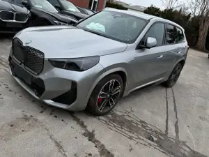 BMW iX1 20eDrive M-Sport Pro *Panorama*Head-Up*LED*