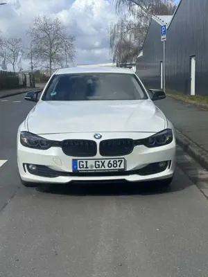 BMW 318 318d F30