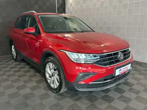 Volkswagen Tiguan 1.5 TSI*ACTIVE*LED-PANO-360-AHK-R.KAM-ACC