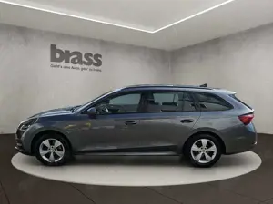 Skoda Octavia Combi 2.0 TDI Ambition Bild 2